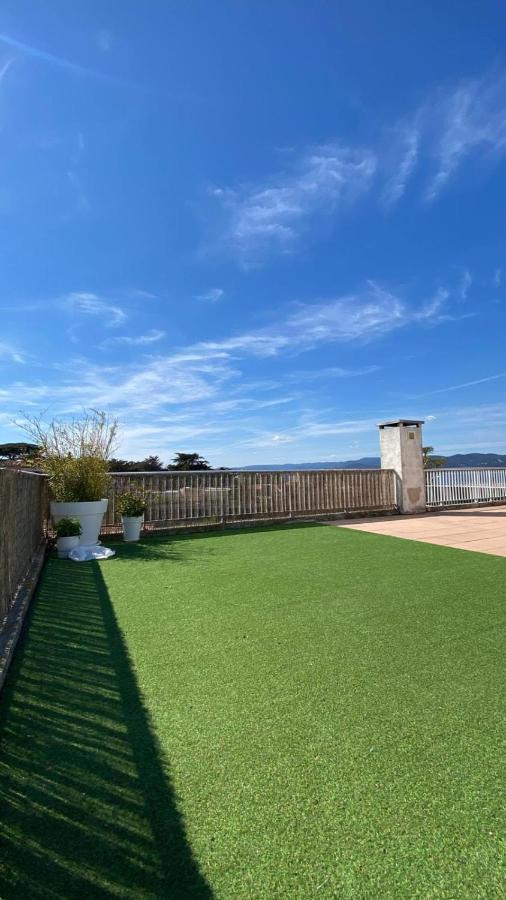 Charming Studio With Pool In Saint Tropez Lägenhet Exteriör bild